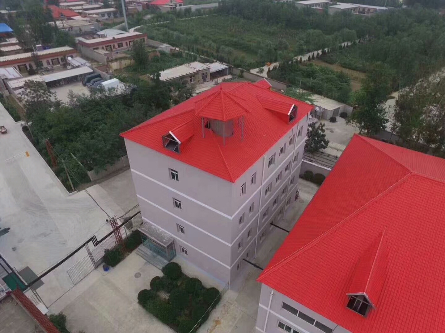 树脂瓦的图片